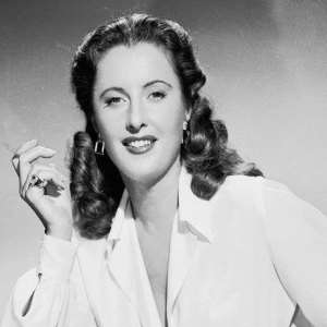Barbara Stanwyck Birthday, Real Name, Age, Weight, Height, Family